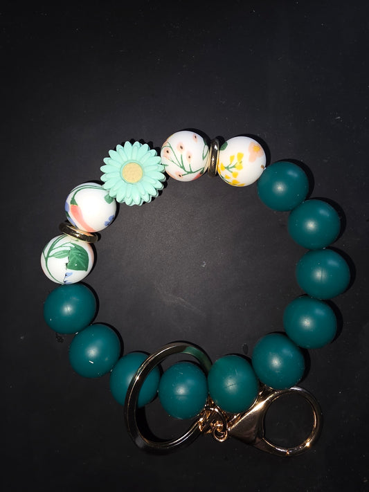 Daisy Wristlet(Multiple Colors)